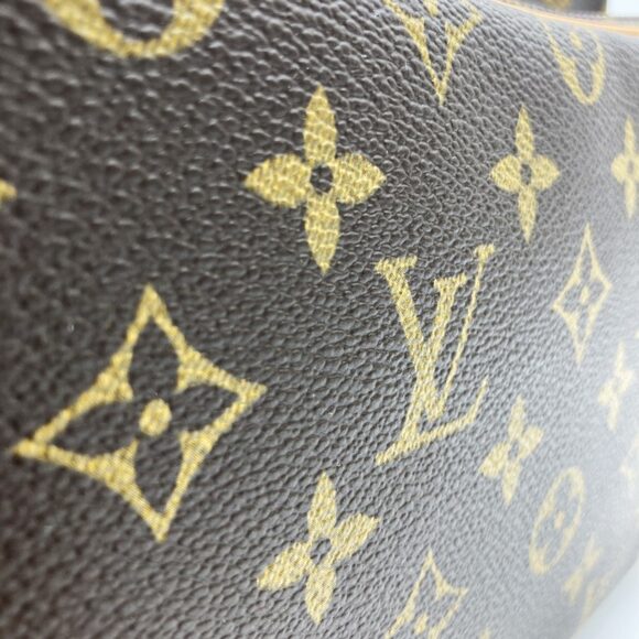LOUIS VUITTON Authentic Brown Monogram Canvas Shoulder Bag - Picture 5 of 9